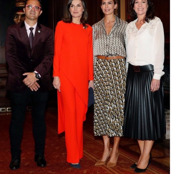 ISO Zara orange wide leg pants - Picture 3 of 4